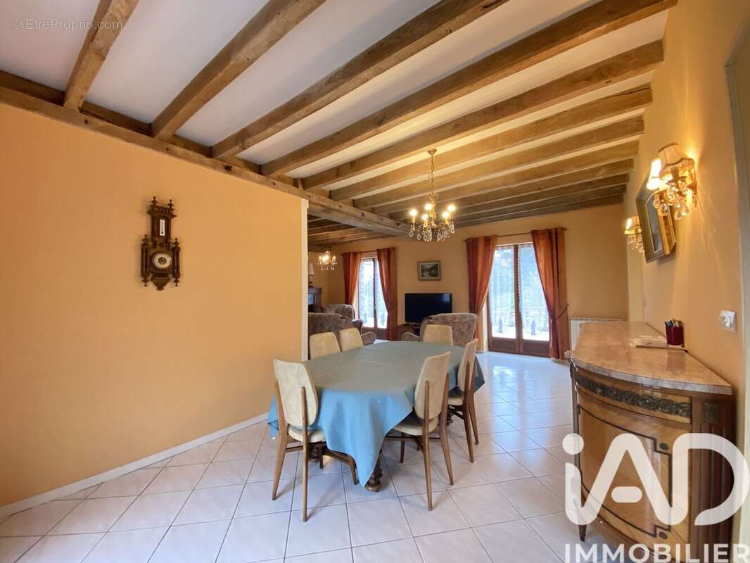 Maison 118 m² à Aulnay-La-Riviere  - photo 8