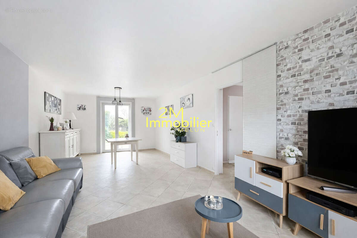 Maison à DAMMARIE-LES-LYS