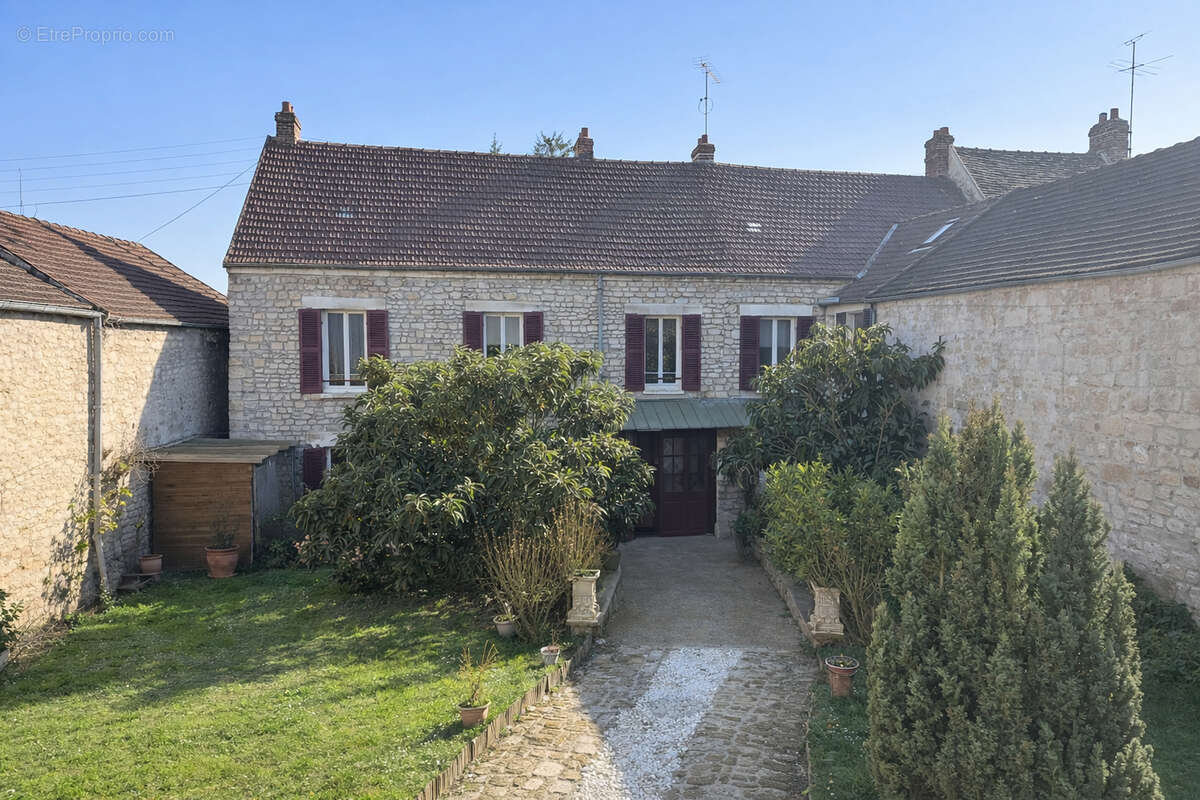 Maison à BORAN-SUR-OISE