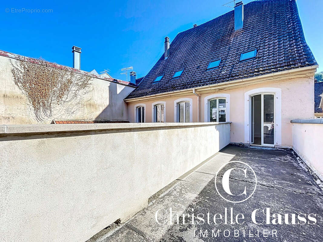 Grande maison à fort potentiel au centre de Thann - photo 7