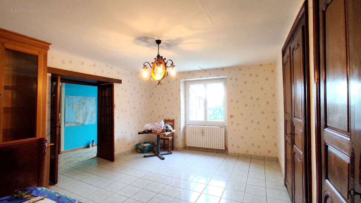 Maison 98 m² à Antran  - photo 6