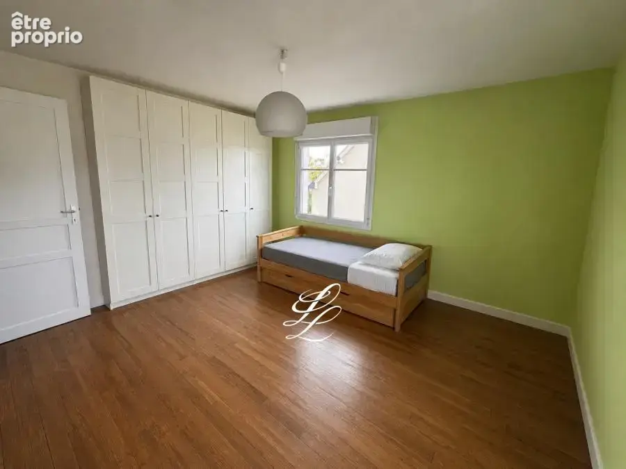 Maison 8 pièces 163 m² à vendre à Sable-Sur-Sarthe (72300) - photo 159