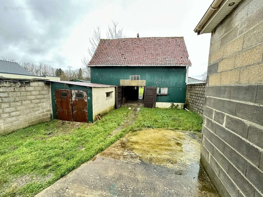 Maison à VIGNACOURT