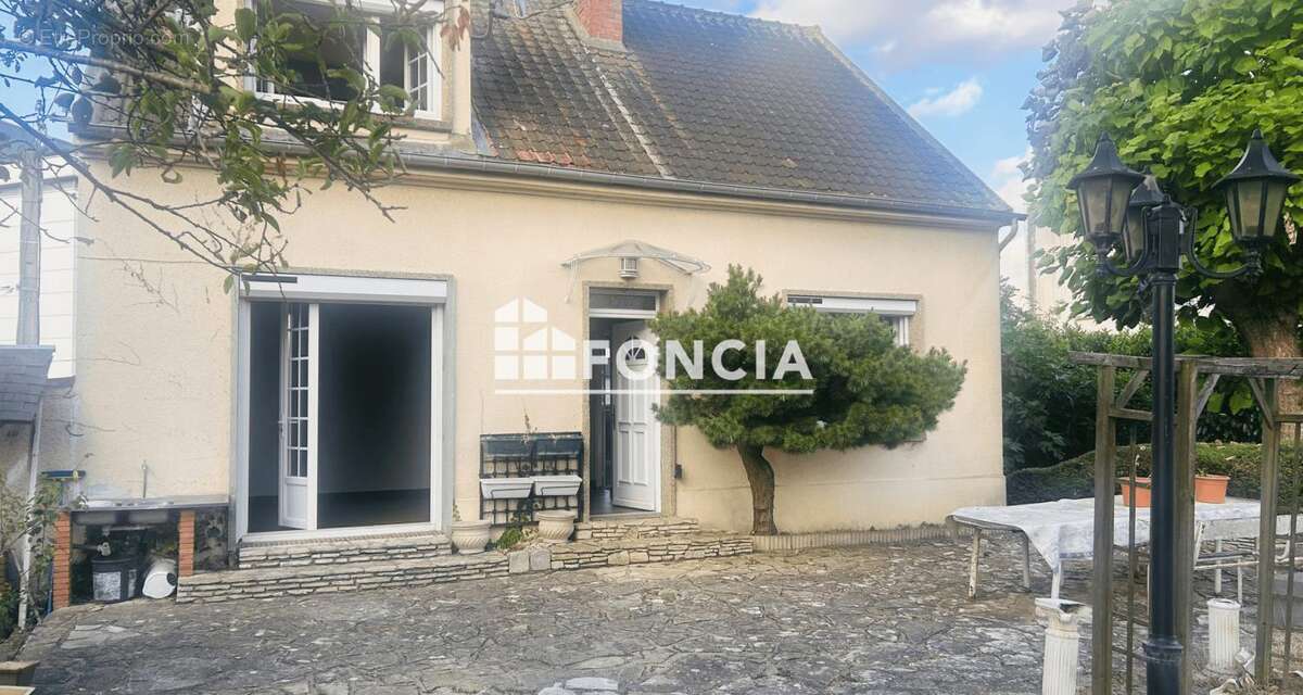 DREUX, Gare et centre ville à pied. IDÉAL FAMILLE - photo 2