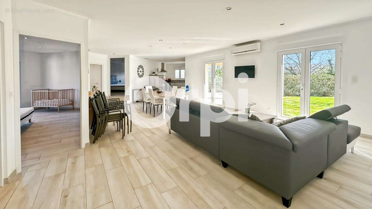 Maison à SAINT-ALBAN-AURIOLLES