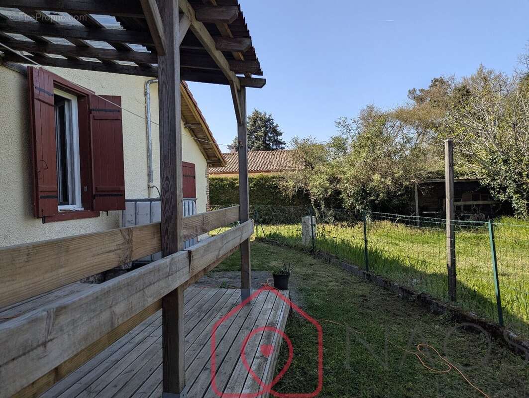 Maison à LABOUHEYRE