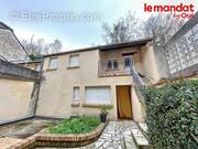 Appartement à JUZIERS