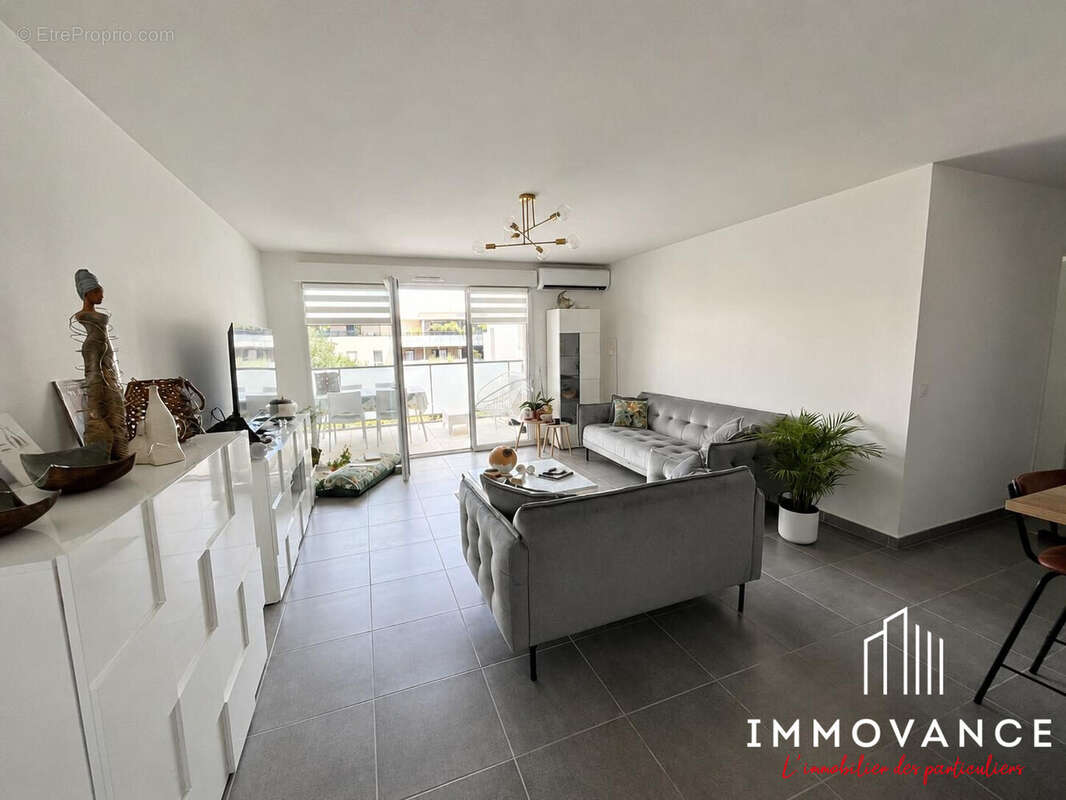 Appartement 68 m² à Saint-Bres  - photo 2