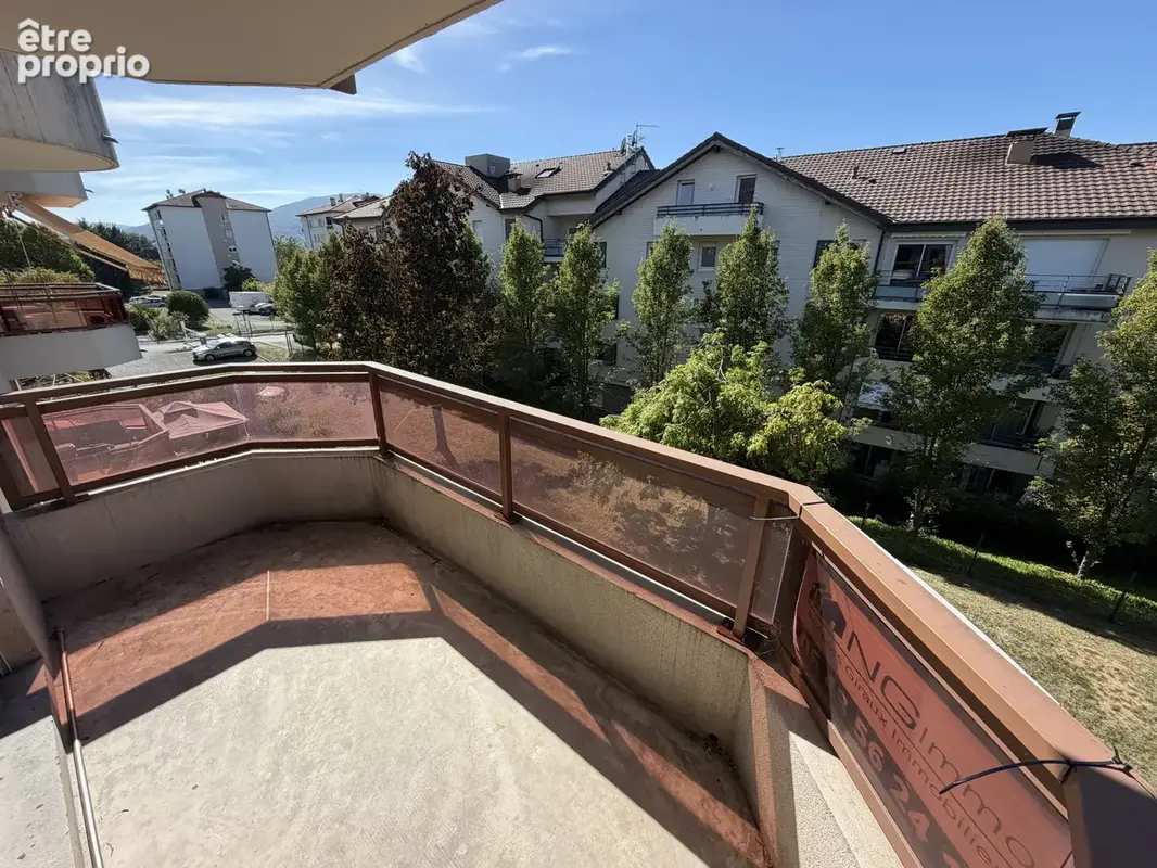 Appartement à VILLE-LA-GRAND