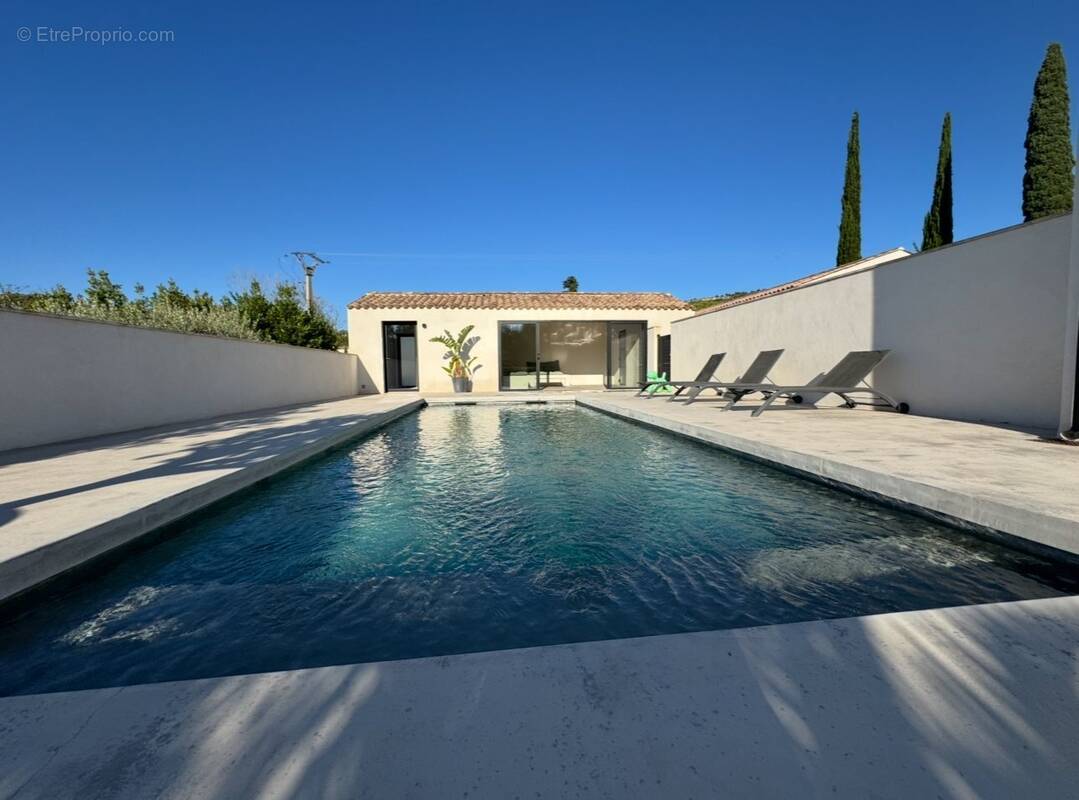 Maison à VILLENEUVE-LES-AVIGNON