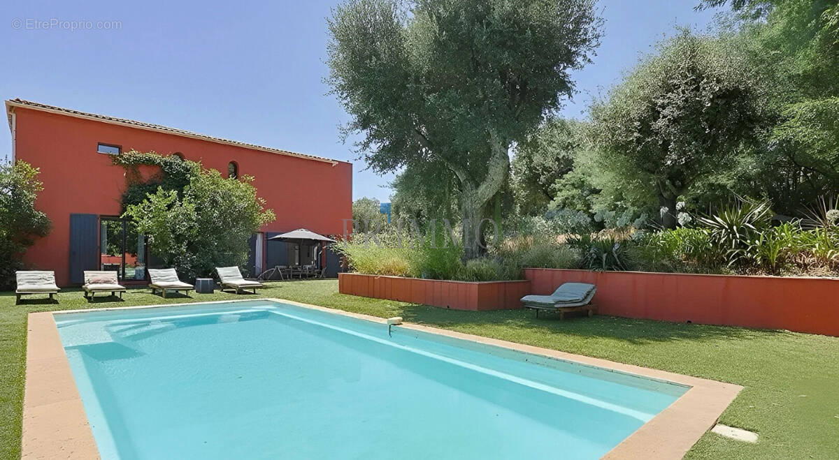 Maison à GRIMAUD