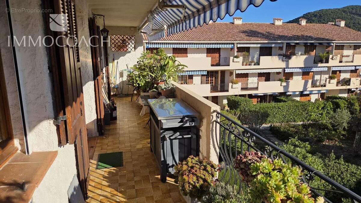 Appartement à CARQUEIRANNE