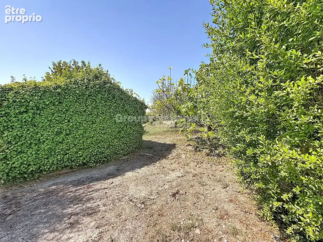 Terrain Grasse 488 m2 - photo 3