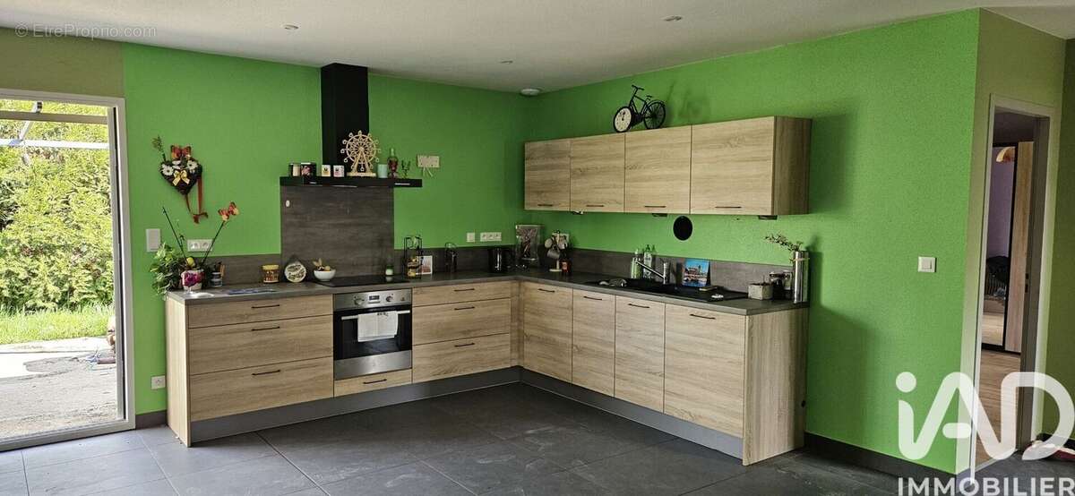 Photo 3 - Maison à COMBEAUFONTAINE