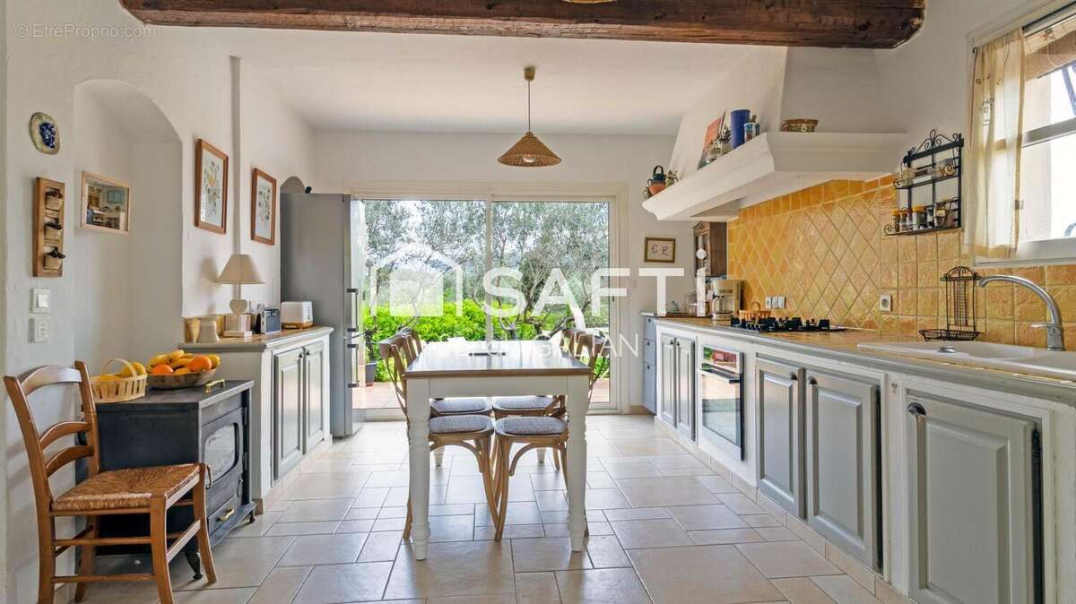 Photo 4 - Maison à ROQUEBRUNE-SUR-ARGENS