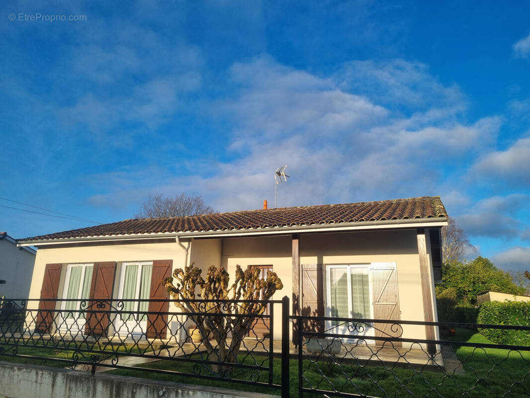 Maison à BAZAS