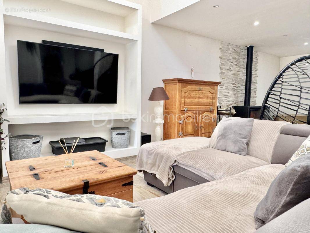 Maison à SAINT-CHINIAN