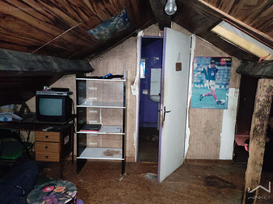 Petite maison 50 m2 4 pièces, très faibles charges, à rénover, 200m du RER - photo 7