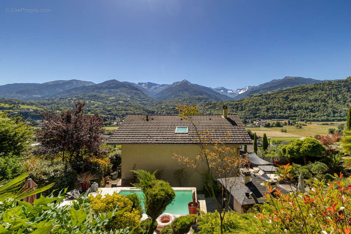 Maison à LA ROCHETTE