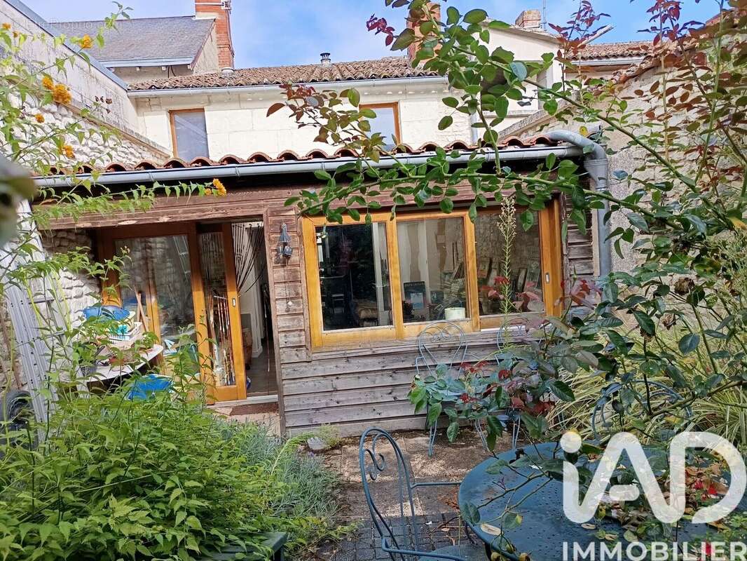 Photo 2 - Maison à MONTS-SUR-GUESNES