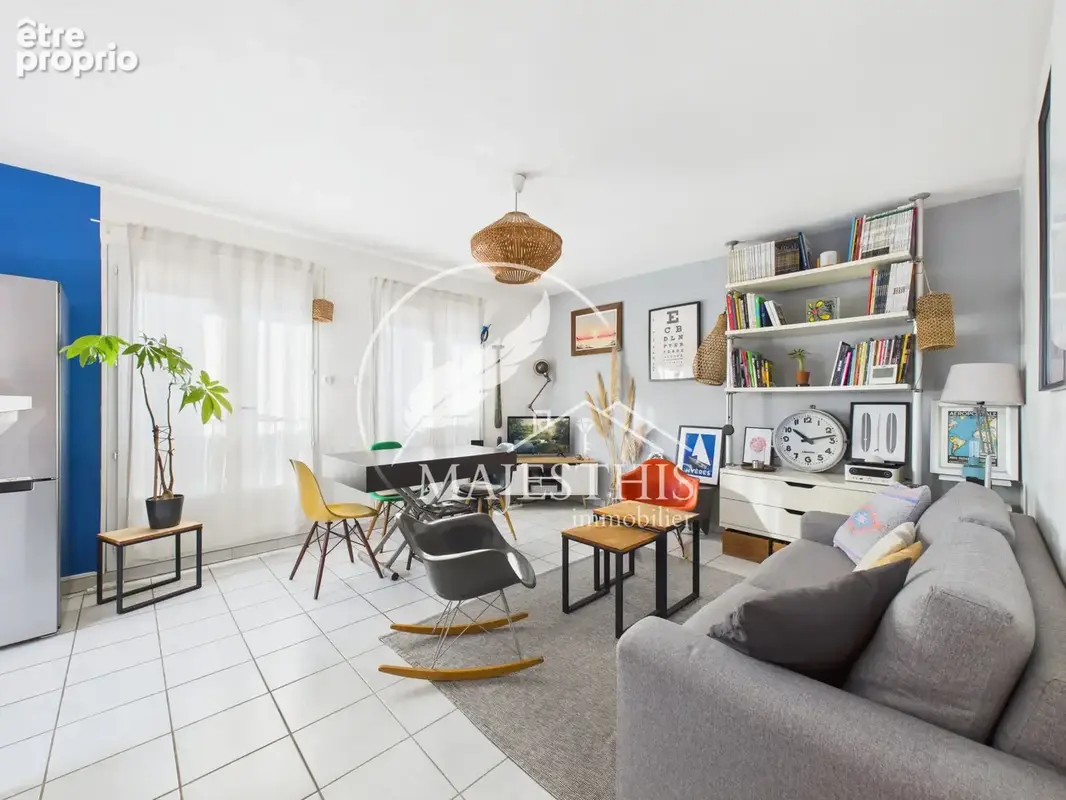 Beau t3 - terrasse et place de parking privative- bail emphyteotique - photo 1