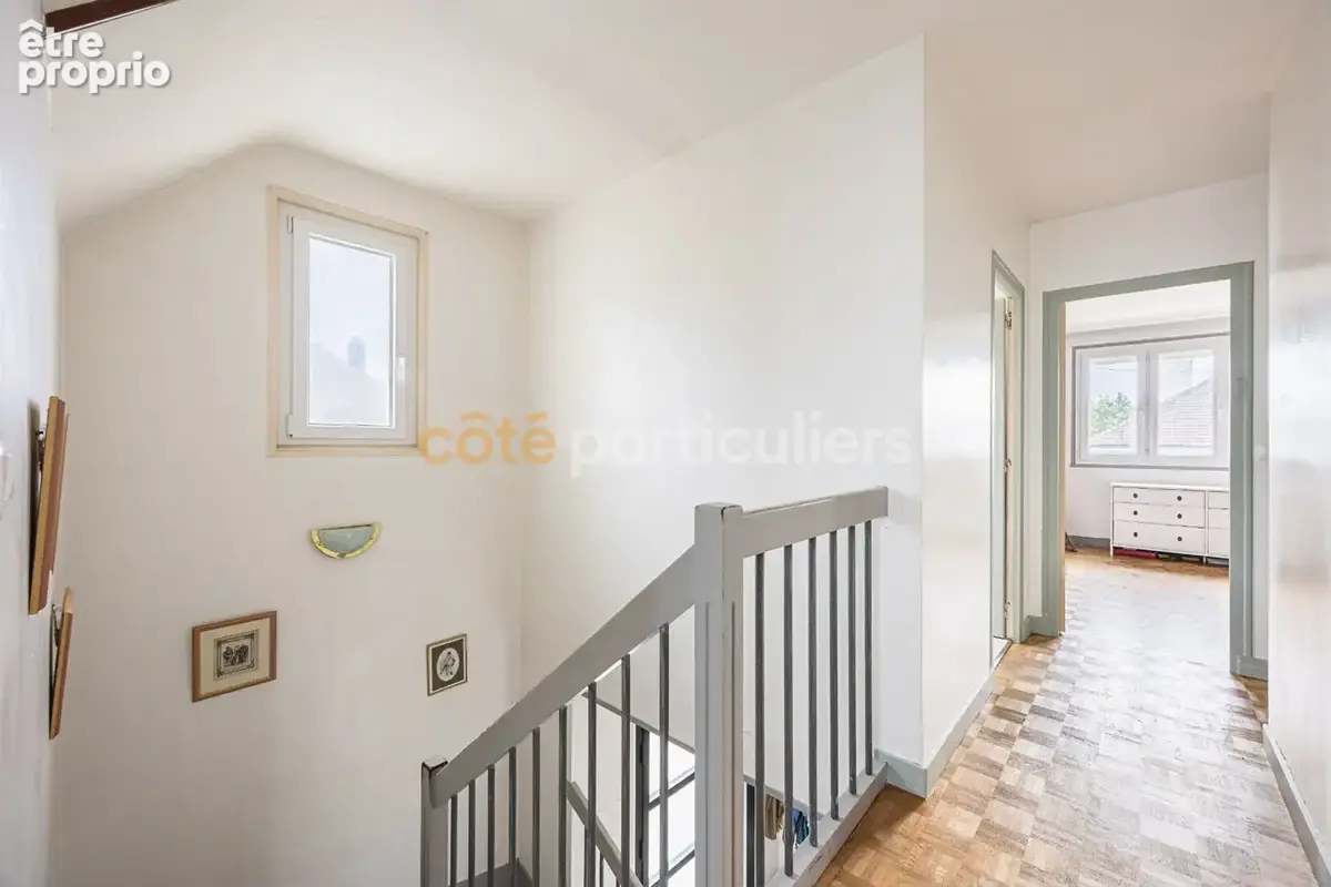 Maison saint-herblain/bouvardiere -- 5 chambres -- double piece de vie --190 m2 -- jardin --double garage--  deux bureaux - photo 6