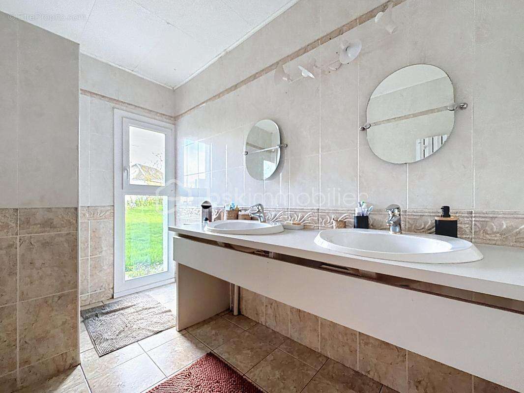 Maison à SAINT-AMAND