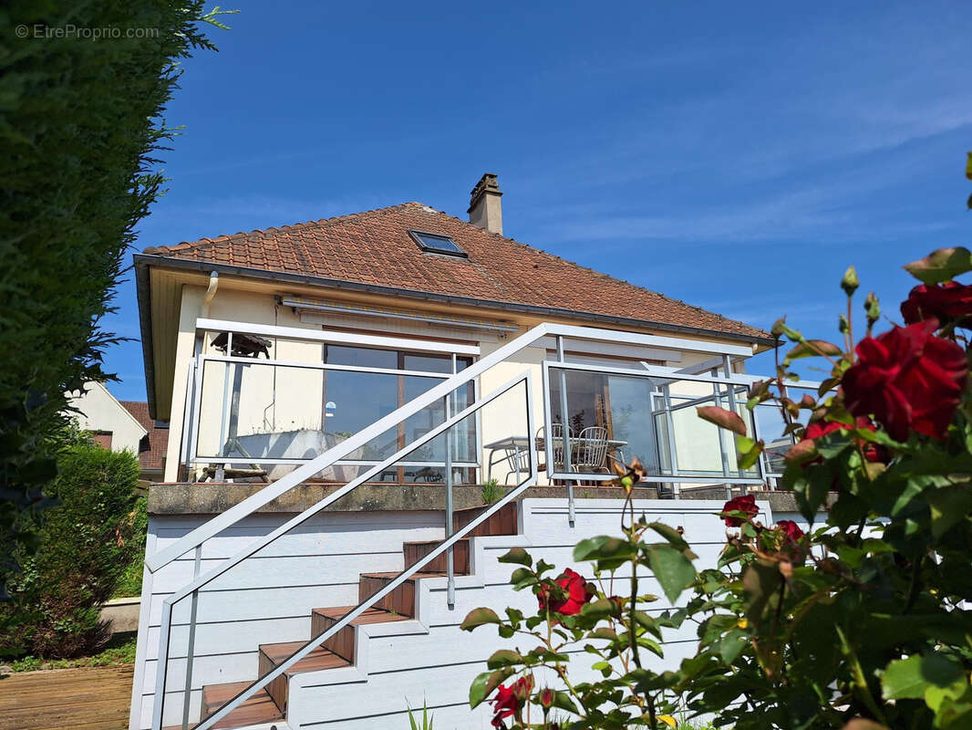 Maison à BOUVAINCOURT-SUR-BRESLE
