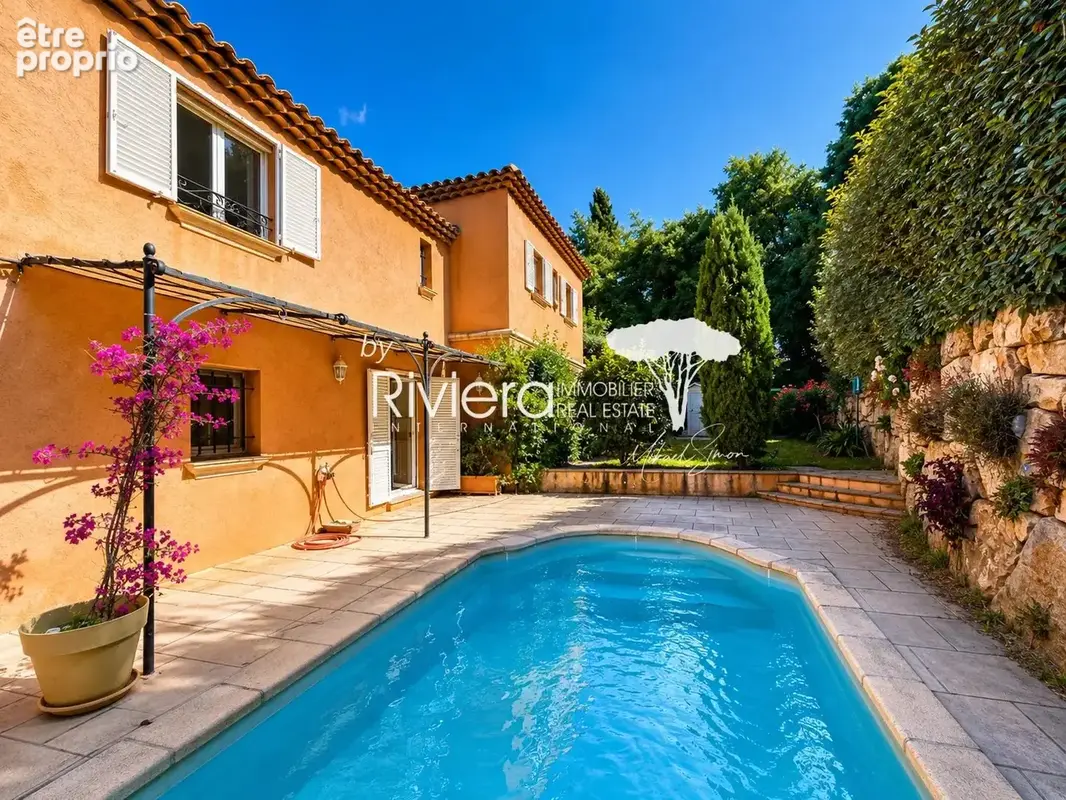 Cavalaire dans domaine privé - villa  4 chambres avec piscin - photo 10