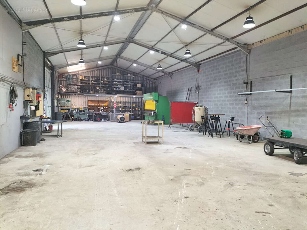 Commerce à LUCBARDEZ-ET-BARGUES