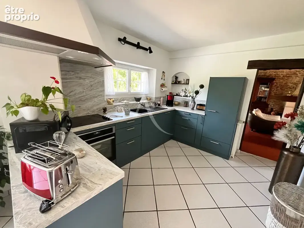 Maison familiale de 151 m² avec terrain à SAINTE-MESME - photo 10