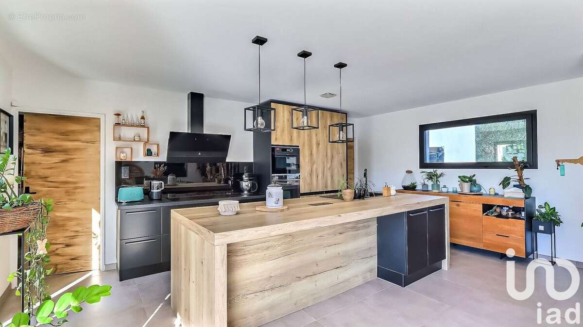 Photo 6 - Maison à SAINT-CESAIRE-DE-GAUZIGNAN