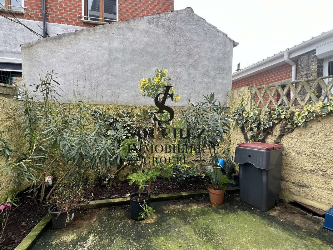 Appartement à ANNAY