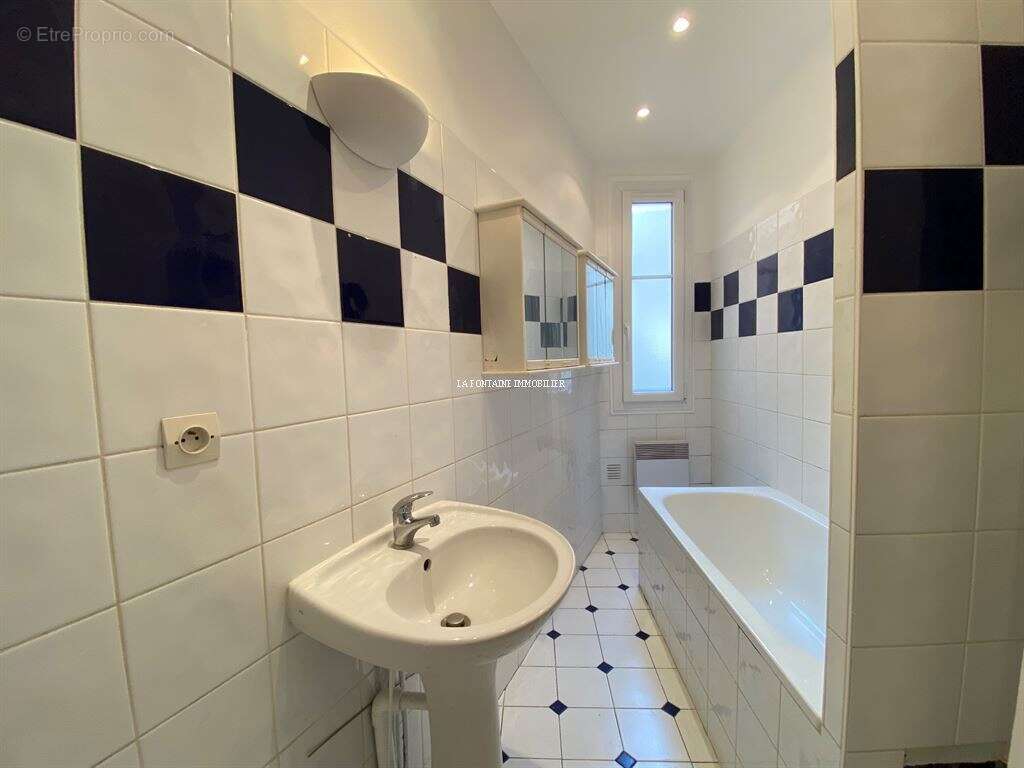 Appartement à PARIS-15E