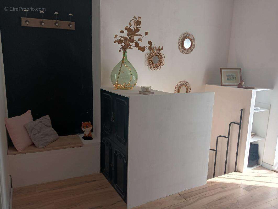 Maison à DECAZEVILLE