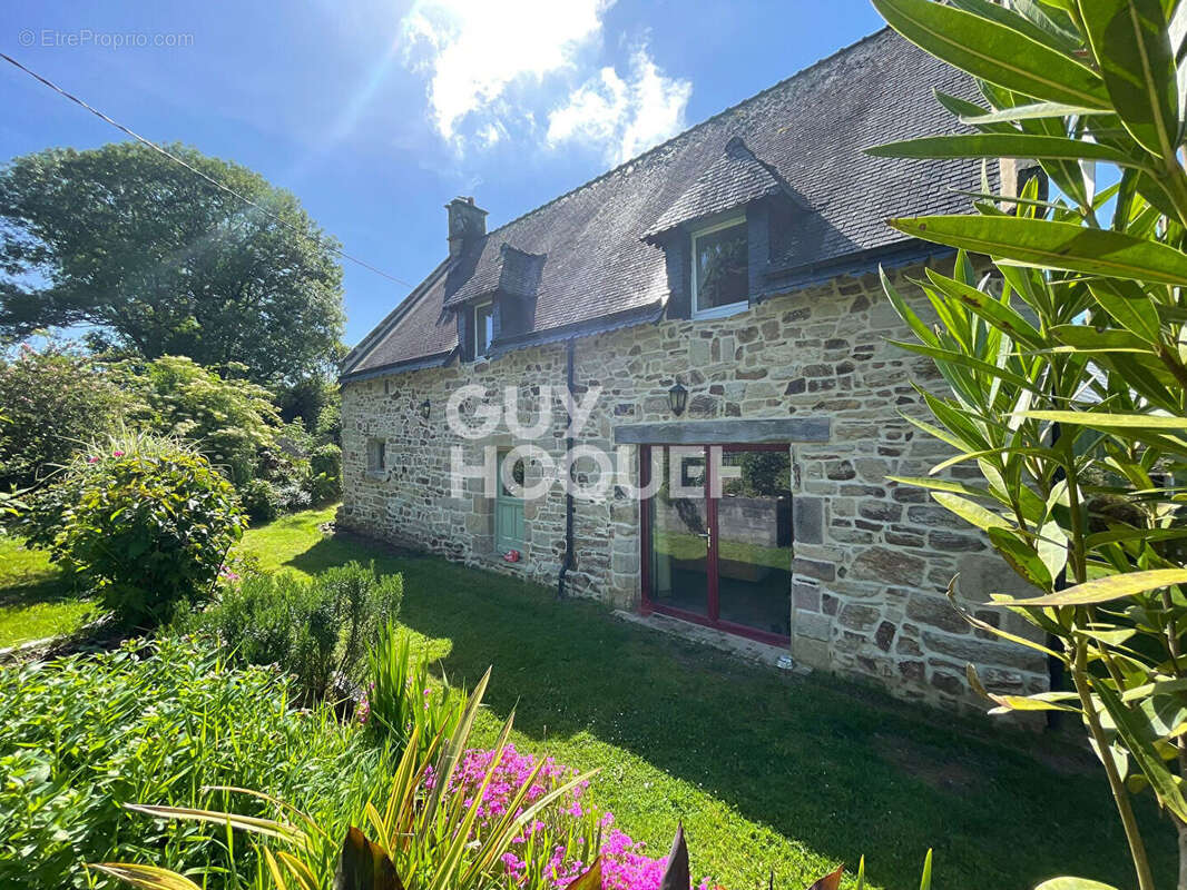Maison à CAMORS