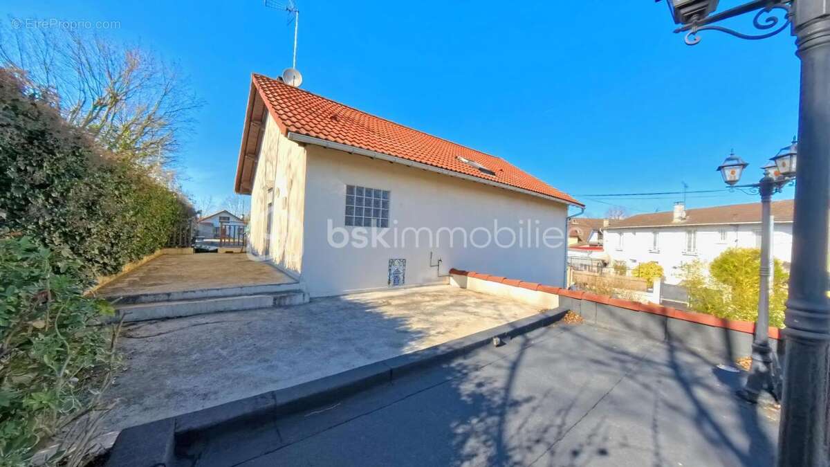 Spacieuse maison familiale à proximité du canal de l'Ourcq à Livry-Gargan - photo 23