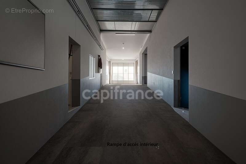 Commerce à MONTSALVY