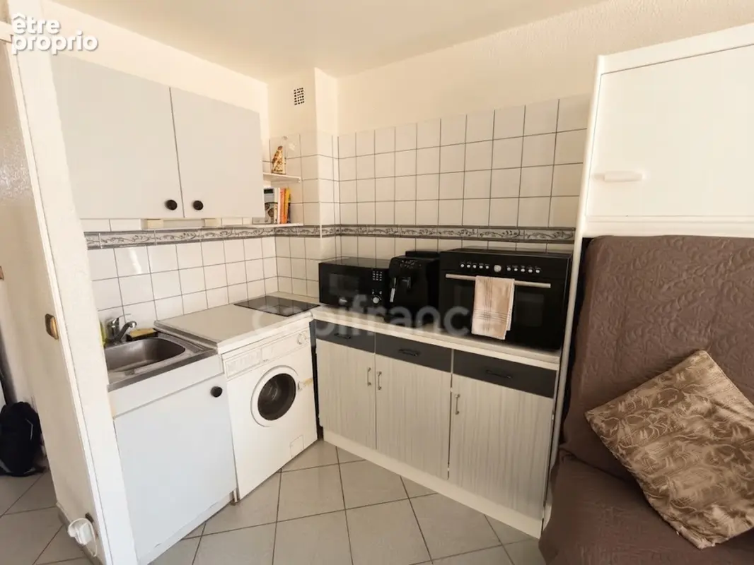  **Grau d’Agde – À seulement 500 m de la plage, découvrez ce grand studio lumineux avec terrasse plein Sud de 20 m² et parking p - photo 6