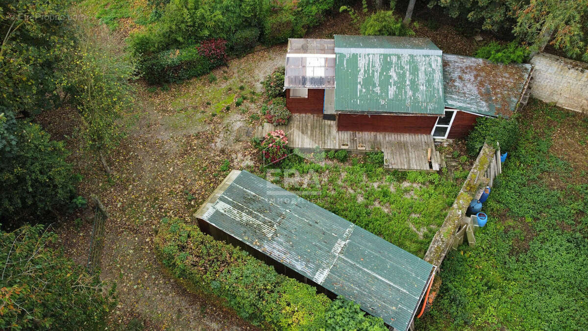 Terrain à BRETTEVILLE-L&#039;ORGUEILLEUSE