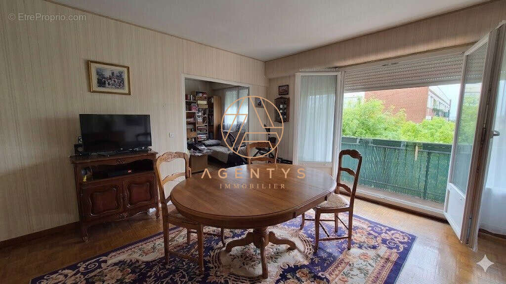 Appartement à LE PERREUX-SUR-MARNE