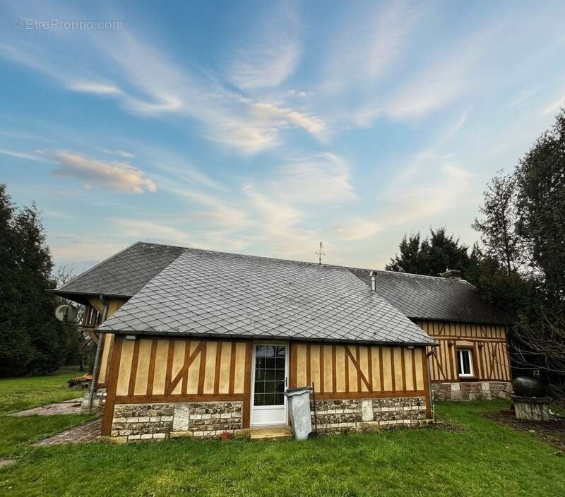 Maison à ROUTOT