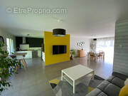 Maison à LE PIN-EN-MAUGES