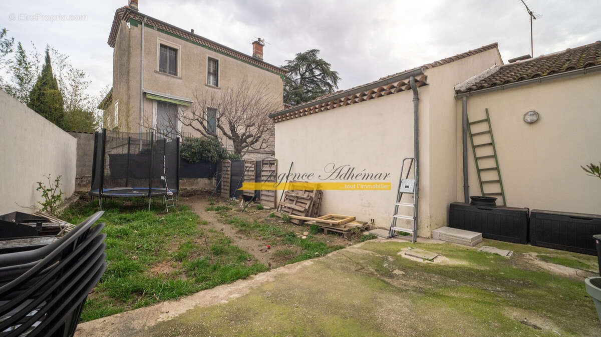 Maison à MONTELIMAR