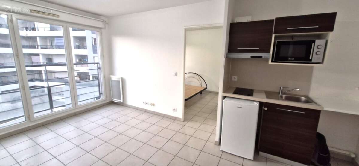 Appartement à MARSEILLE-3E