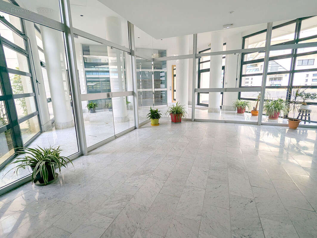 Appartement à MONTIGNY-LE-BRETONNEUX