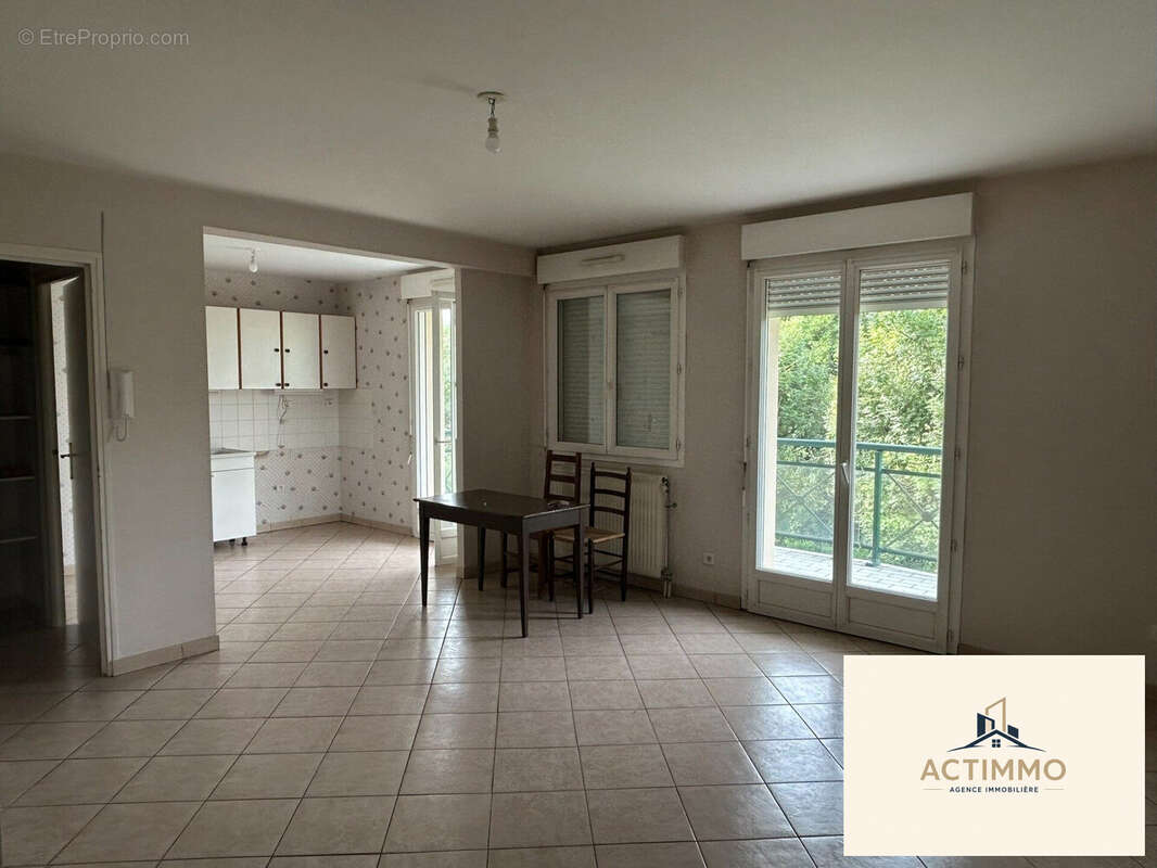 Appartement 65 m² à Joigny  - photo 4