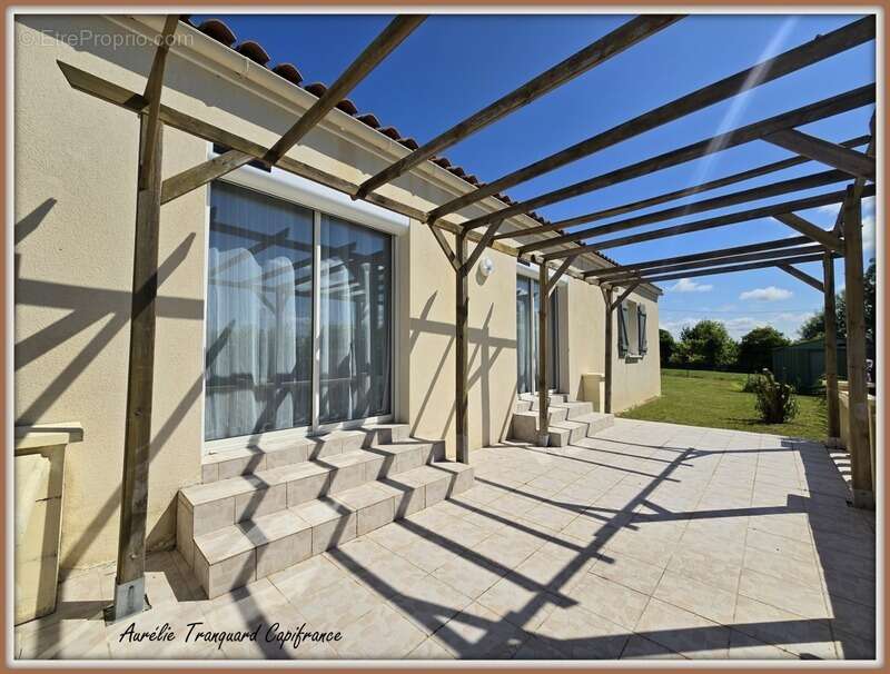 Maison à LES EGLISES-D&#039;ARGENTEUIL