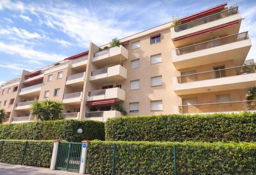   - Appartement à NICE