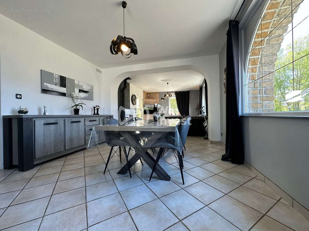 Maison à TETAIGNE